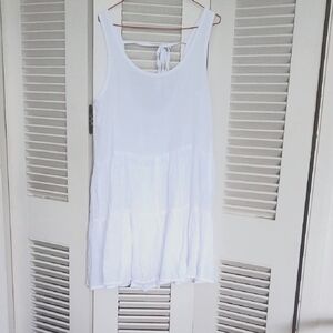 White Sleeveless Swimsuit Cover